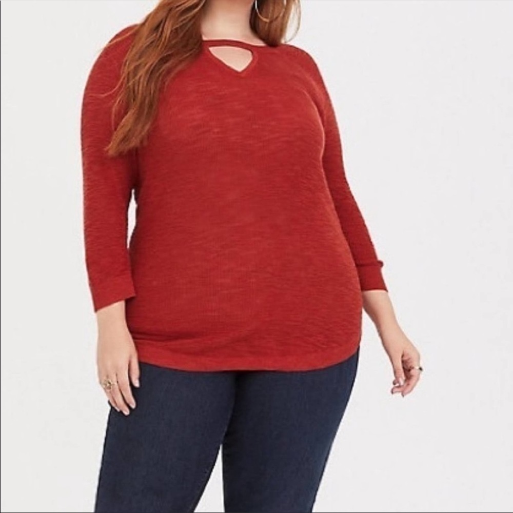 Torrid Keyhole Tunic Red Orchid
